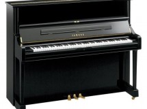 Piano Yamaha Modèle U10http